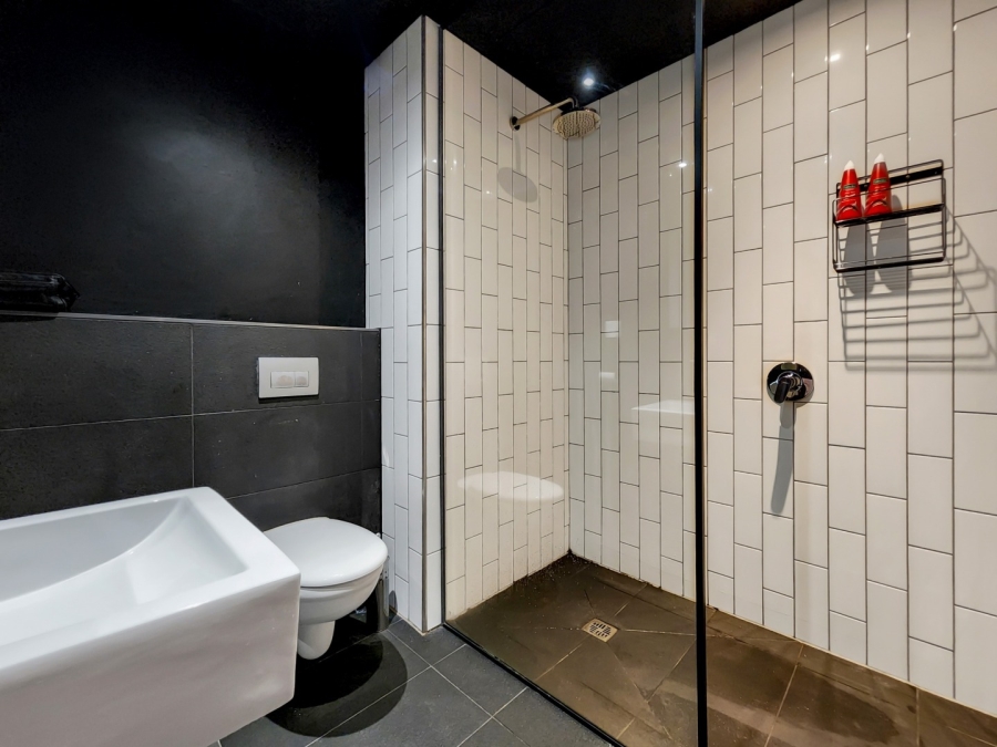 2 Bedroom Property for Sale in Woodstock Western Cape